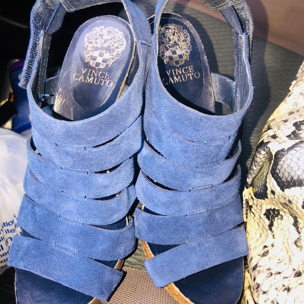 Vince camuto heels size 7